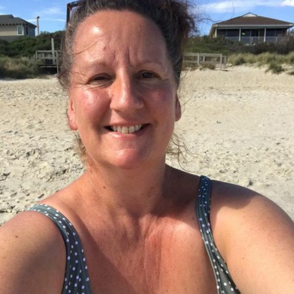 Meet your Posher, Simone - Picture 1 of 1